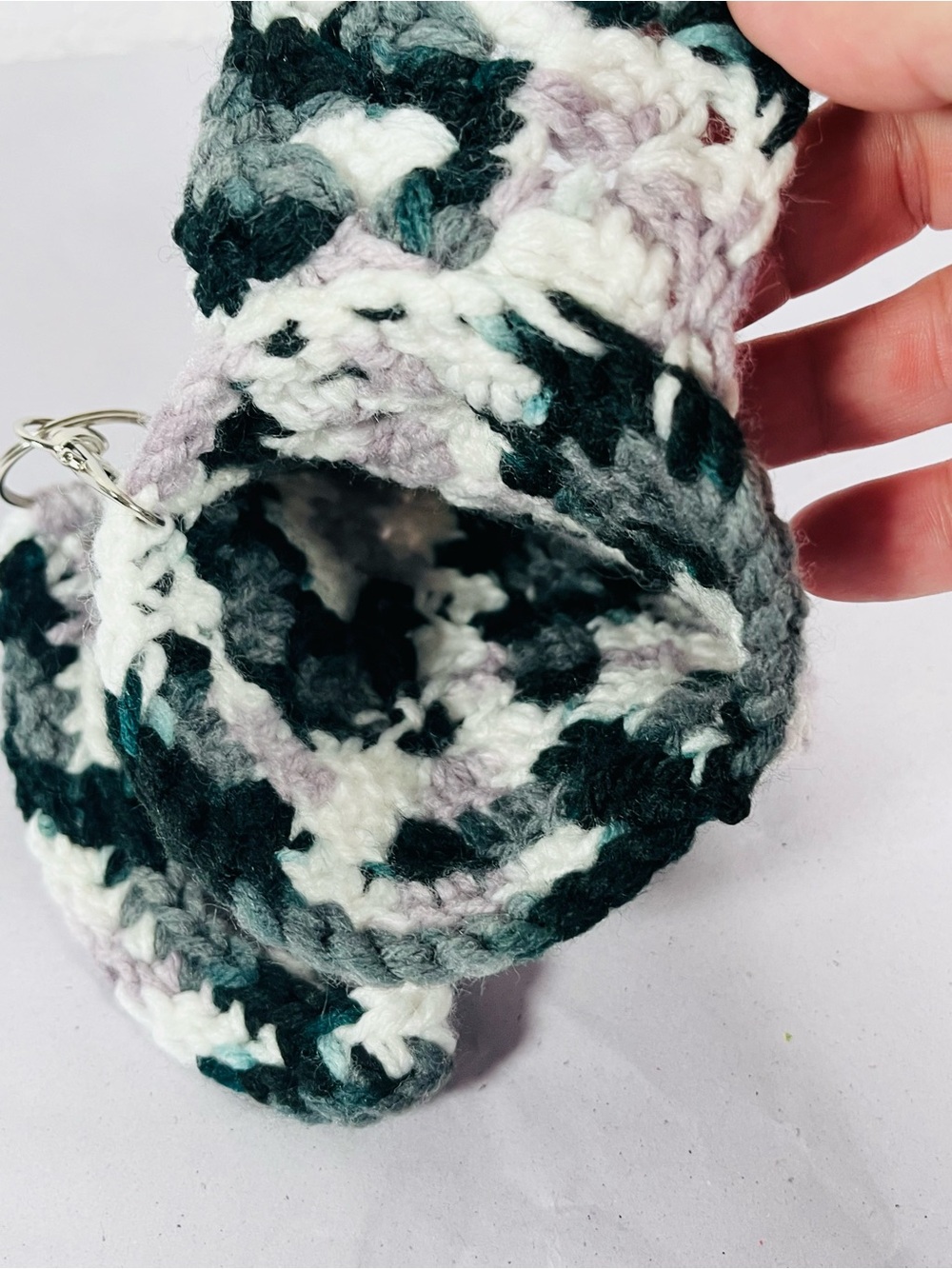 Crochet Round Wristlet - Picture 4 of 5